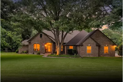 515 Seneca Drive, Waxahachie, TX 75165 - Photo 1