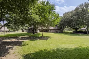 515 Seneca Dr, Waxahachie, TX 75165 - Photo 33
