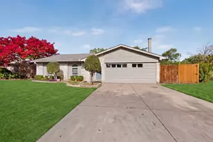 2041 Hemlock Dr, Haltom City, TX 76117 - Photo 1
