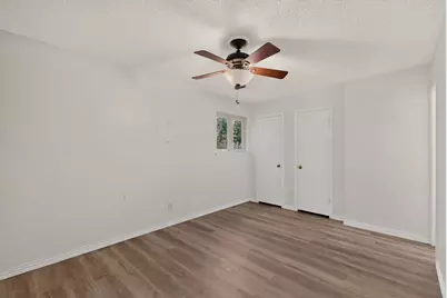 2041 Hemlock Drive, Haltom City, TX 76117 - Photo 17
