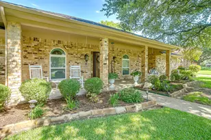 922 Highland Dr, Cleburne, TX 76033 - Photo 7