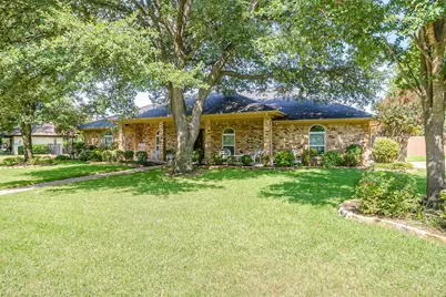 922 Highland Drive, Cleburne, TX 76033 - Photo 5