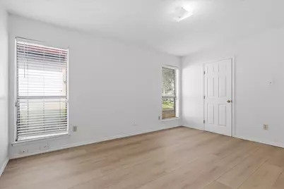 2227 Crockett Drive, Carrollton, TX 75006 - Photo 7