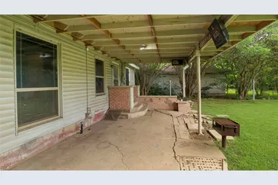 1536 Celeste, Dallas, TX 75217 - Photo 17