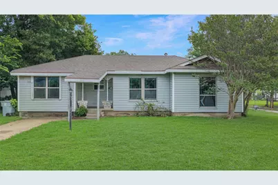 1536 Celeste, Dallas, TX 75217 - Photo 1