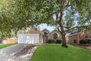 12601 Red Cedar Dr, Euless, TX 76040 - Photo 1