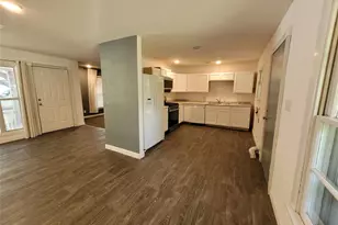 6017 Yeary St, Lake Worth, TX 76135 - Photo 9