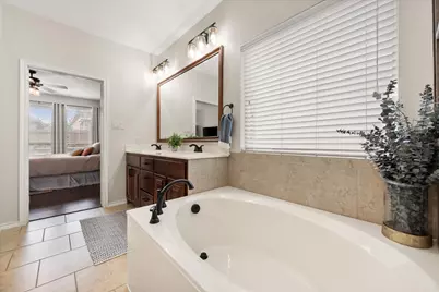 15805 Carlton Oaks Drive, Fort Worth, TX 76177 - Photo 23