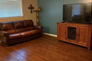 1027 Evergreen St, Mexia, TX 76667 - Photo 5