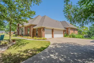 109 Overton Ridge Cir, Weatherford, TX 76088 - Photo 3