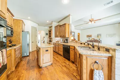 109 Overton Ridge Circle, Weatherford, TX 76088 - Photo 9