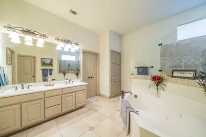 109 Overton Ridge Circle, Weatherford, TX 76088 - Photo 13