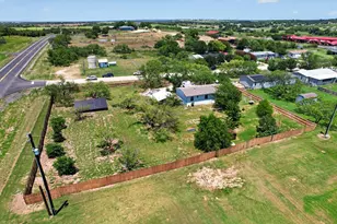 736 Little Joe Rd, Sanger, TX 76266 - Photo 17