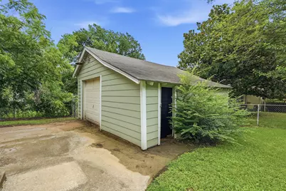 408 S Tone Avenue, Denison, TX 75020 - Photo 27