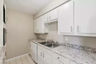 1910 W Sanford Street #A, Arlington, TX 76012 - Photo 15