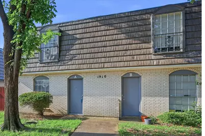 1910 W Sanford Street #A, Arlington, TX 76012 - Photo 5