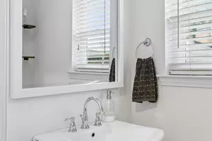 10859 Carissa Dr, Dallas, TX 75218 - Photo 15