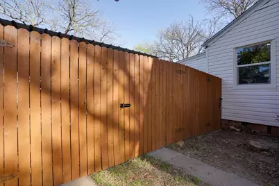 2509 Littlepage Street, Fort Worth, TX 76107 - Photo 27