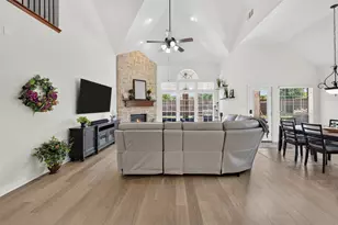 10256 Casetta Dr, Frisco, TX 75035 - Photo 9