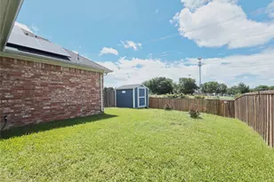 6802 Christina Ln, Garland, TX 75043 - Photo 17