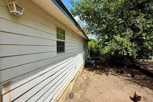 417 W Harris St, Dublin, TX 76446 - Photo 3