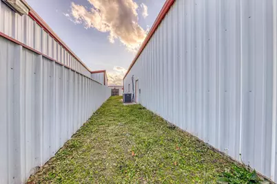 151 Morrow Road, Springtown, TX 76082 - Photo 19