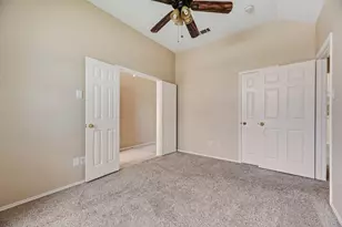 501 E Lynn Creek Dr, Arlington, TX 76002 - Photo 17