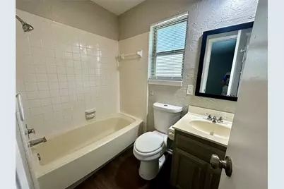 934 Cottonwood Trail, Benbrook, TX 76126 - Photo 11