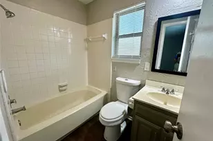934 Cottonwood Trail, Benbrook, TX 76126 - Photo 11