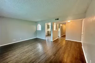 934 Cottonwood Trail, Benbrook, TX 76126 - Photo 5