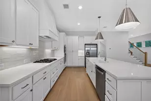 9676 Mav Ln, Dallas, TX 75238 - Photo 11