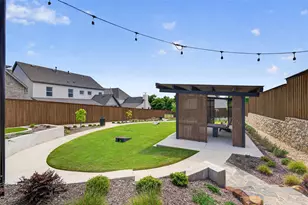 9676 Mav Ln, Dallas, TX 75238 - Photo 33