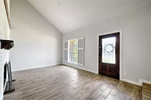 417 San Jose St, Irving, TX 75062 - Photo 5