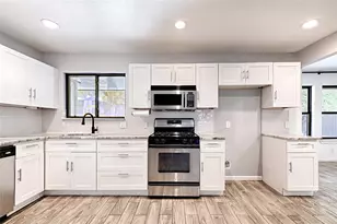 417 San Jose St, Irving, TX 75062 - Photo 11