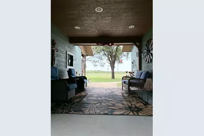 1610 Highway 101, Ranger, TX 76470 - Photo 9