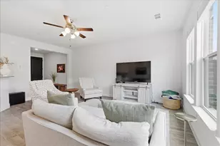 600 Hutchinson Ln, Lewisville, TX 75077 - Photo 7