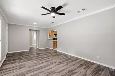 909 Keith Pumphrey Drive, River Oaks, TX 76114 - Photo 9