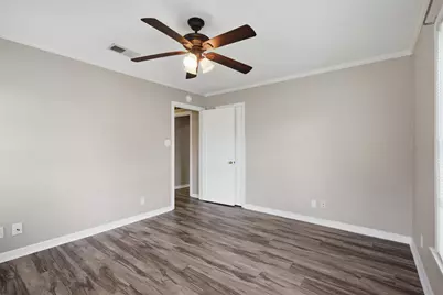 909 Keith Pumphrey Drive, River Oaks, TX 76114 - Photo 17