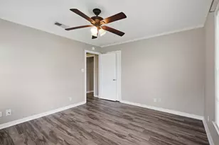 909 Keith Pumphrey Dr, River Oaks, TX 76114 - Photo 17