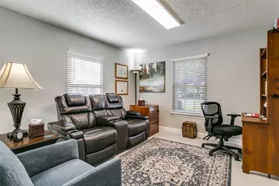 725 W Purnell Road, Lewisville, TX 75067 - Photo 15