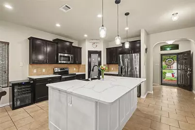 8208 Sleeping Doe Drive, Fort Worth, TX 76179 - Photo 5