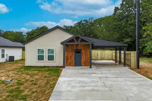 114 Bowie St, Mabank, TX 75156 - Photo 1