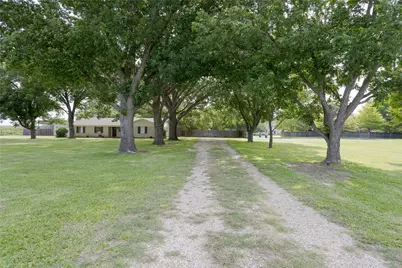 3999 Speegleville Road, Waco, TX 76712 - Photo 3