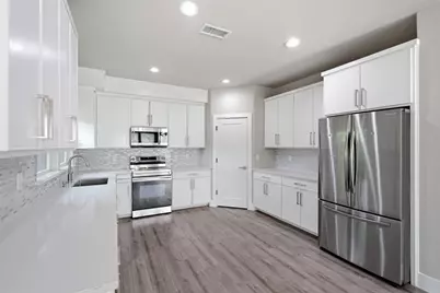 2732 Livingston Avenue, Fort Worth, TX 76110 - Photo 7