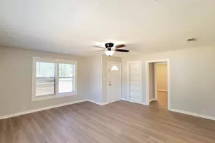 105 Windsor St, Lone Oak, TX 75453 - Photo 3