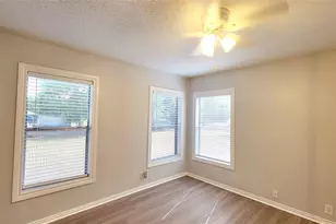 105 Windsor St, Lone Oak, TX 75453 - Photo 13