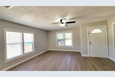 105 Windsor Street, Lone Oak, TX 75453 - Photo 7