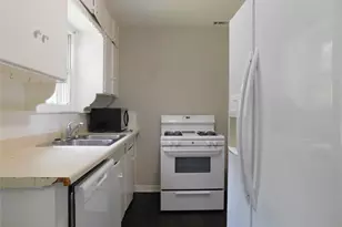 806 Cordell St, Denton, TX 76201 - Photo 9