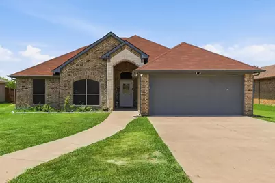 124 Chambers Creek Circle, Maypearl, TX 76064 - Photo 1
