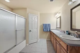124 Chambers Creek Cir, Maypearl, TX 76064 - Photo 13